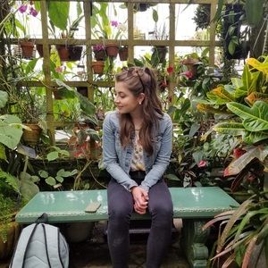 Meet your Posher, Emily